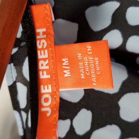 Joe Fresh Blouse with Tie Cut-Out on the Back - Picture 4 of 4